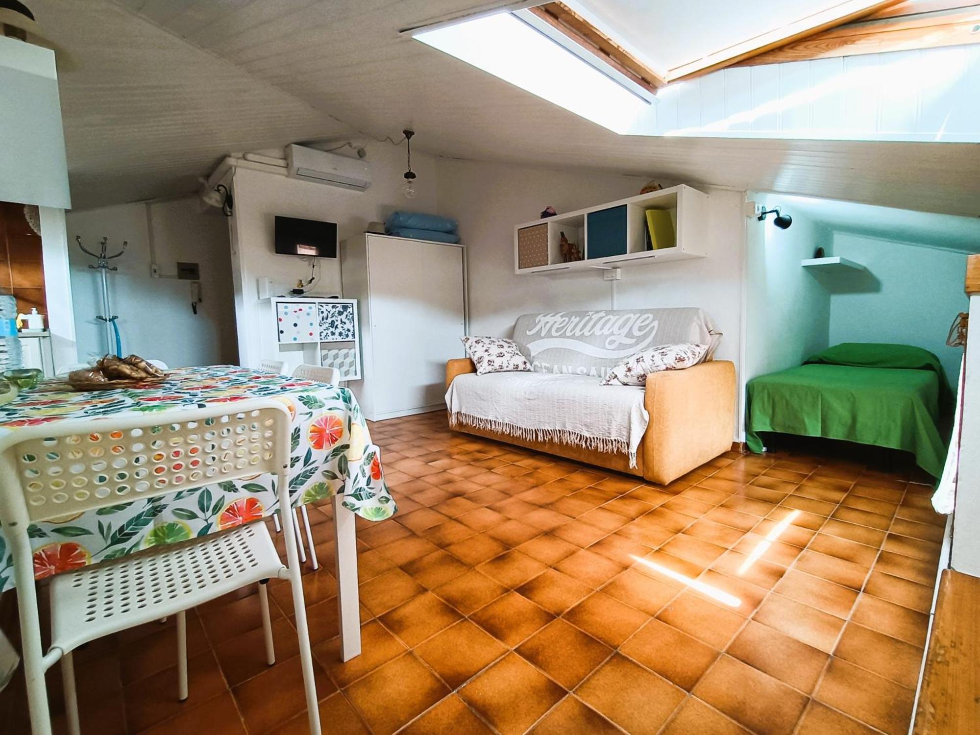 Apartament Mansard Apart Alba - Sea 5 Terre-Trekking-Excursions-Relax San Terenzo Zewnętrze zdjęcie